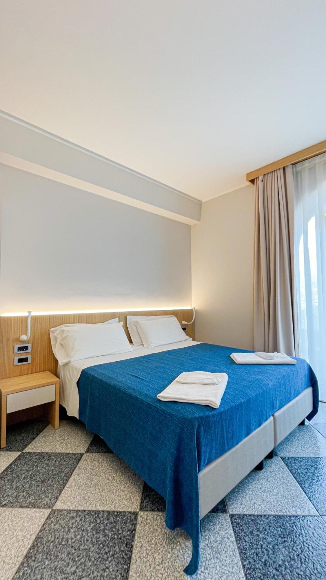 Agri-Hotel Da Marianna Resort & Spa Santa Domenica Vittoria ภายนอก รูปภาพ