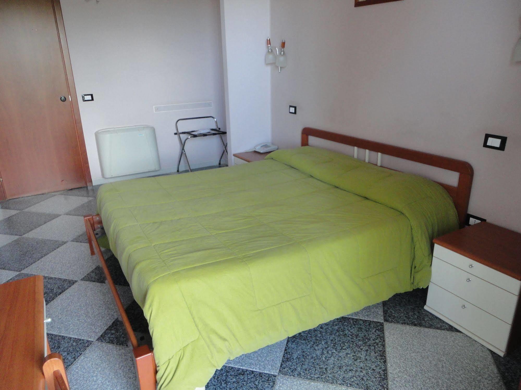 Agri-Hotel Da Marianna Resort & Spa Santa Domenica Vittoria ภายนอก รูปภาพ